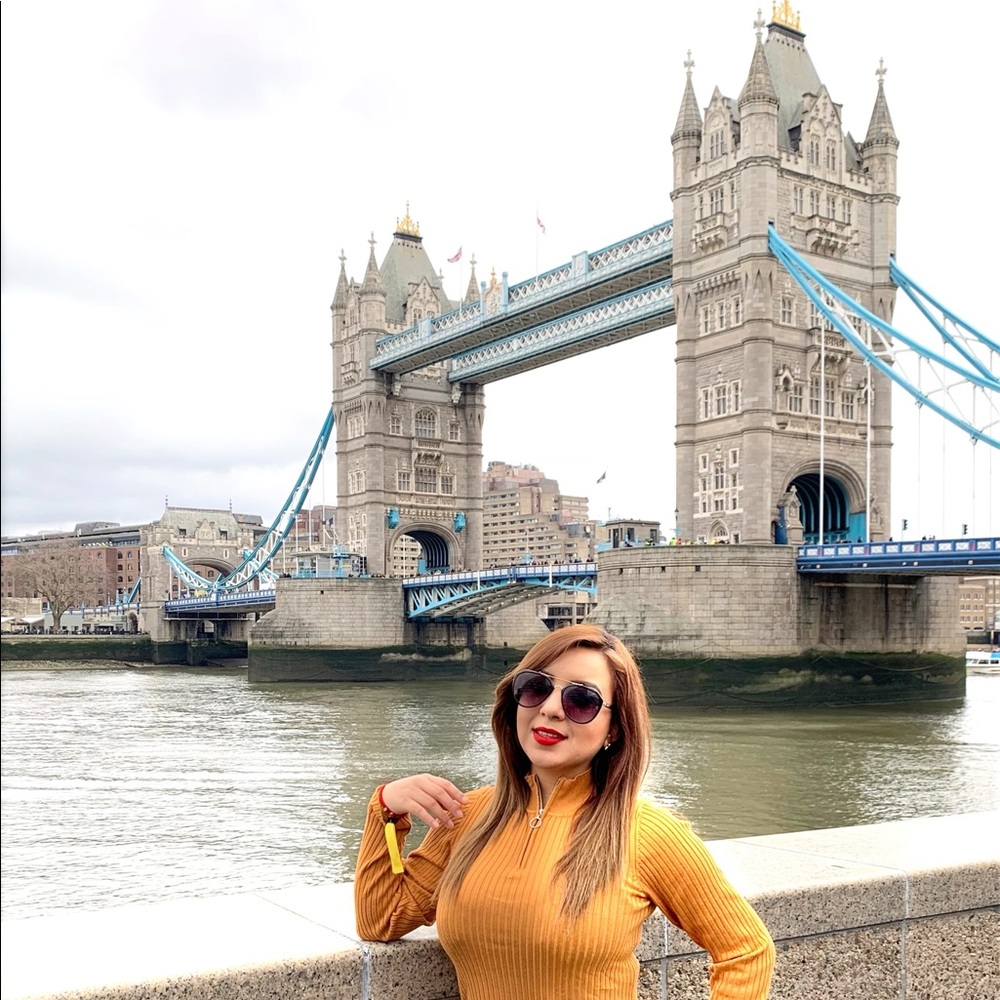 Meet your Posher, Sara